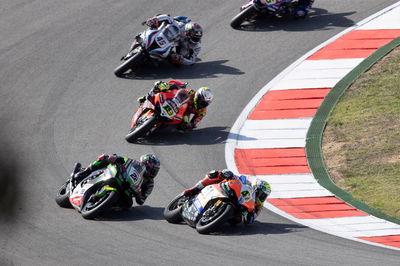 Axel Bassani, Alex Lowes, Alvaro Bautista dan Scott Redding, Portugis WorldSBK Race1, 8 October