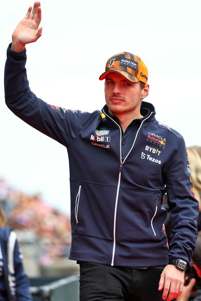 Max Verstappen (NLD) Red Bull Racing on the drivers parade. Formula 1 World Championship, Rd 18, Japanese Grand Prix,