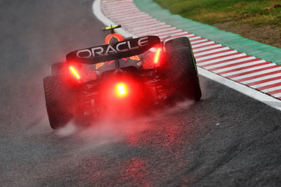 Sergio Perez (MEX) Red Bull Racing RB18. Formula 1 World Championship, Rd 18, Japanese Grand Prix, Suzuka, Japan, Race