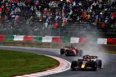 Max Verstappen (NLD) Red Bull Racing RB18. Formula 1 World Championship, Rd 18, Japanese Grand Prix, Suzuka, Japan, Race