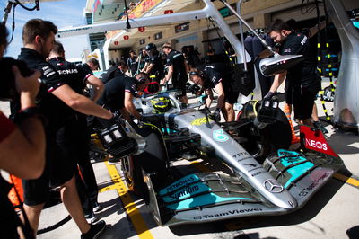 Lewis Hamilton (GBR) Mercedes AMG F1 W13. Formula 1 World Championship, Rd 19, United States Grand Prix, Austin, Texas,