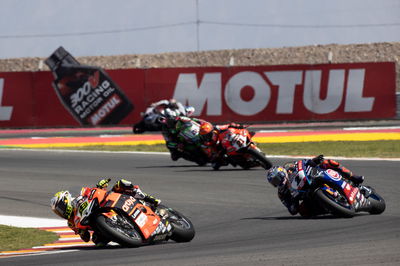 Alvaro Bautista and Toprak Razgatlioglu, Argentinian WorldSBK race2, 23 October