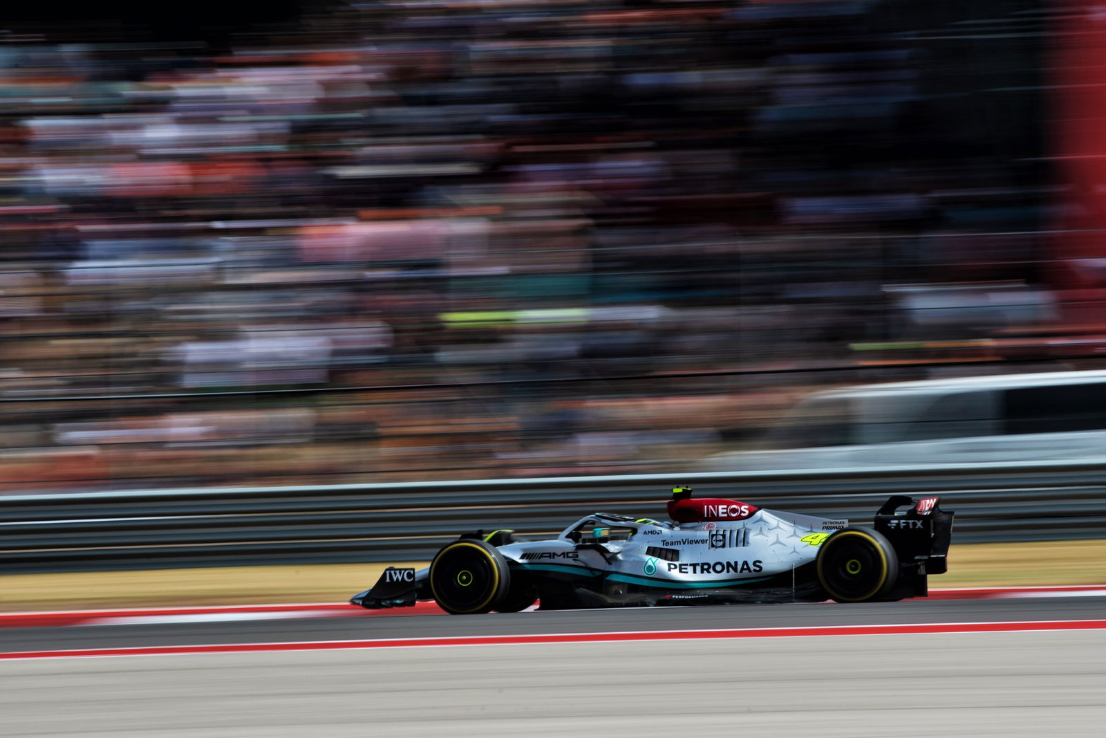 Lewis Hamilton (GBR) ) Mercedes AMG F1 W13. Kejuaraan Dunia Formula 1, Rd 19, Grand Prix Amerika Serikat, Austin, Texas,