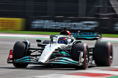 George Russell (GBR) ) Mercedes AMG F1 W13. Kejuaraan Dunia Formula 1, Rd 20, Grand Prix Meksiko, Mexico City, Mexico,