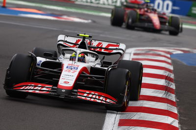 Mick Schumacher (GER) ) Haas VF-22. Kejuaraan Dunia Formula 1, Rd 20, Grand Prix Meksiko, Mexico City, Mexico, Race Day.-