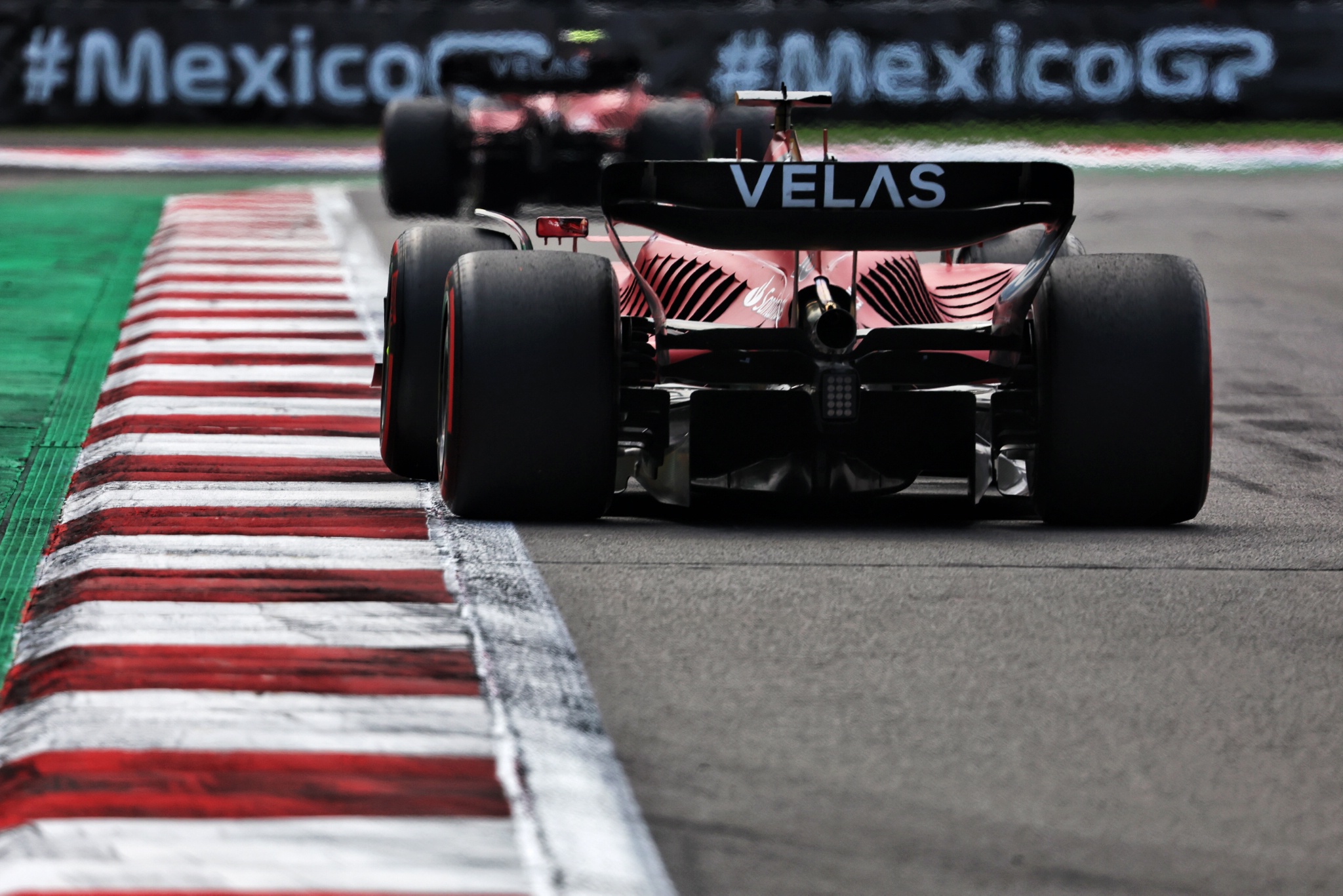 Charles Leclerc (MON) Ferrari F1-75. Formula 1 World Championship, Rd 20, Mexican Grand Prix, Mexico City, Mexico, Race