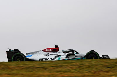 George Russell (GBR) ) Mercedes AMG F1 W13. Kejuaraan Dunia Formula 1, Rd 21, Grand Prix Brasil, Sao Paulo, Brasil,