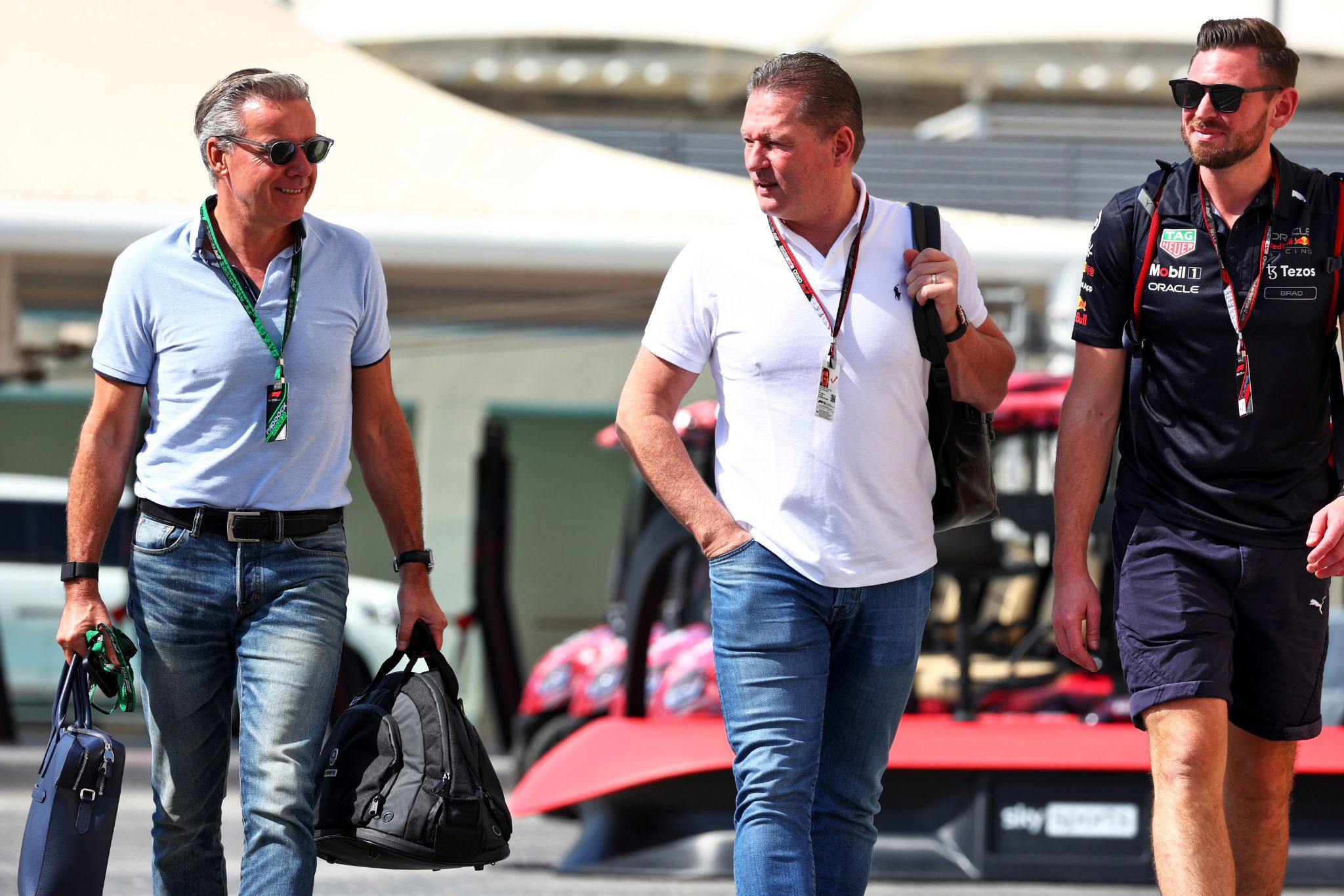 (L to R): Raymond Vermeulen (NLD) Driver Manager with Jos Verstappen (NLD) and Bradley Scanes (GBR) Red Bull Racing Physio