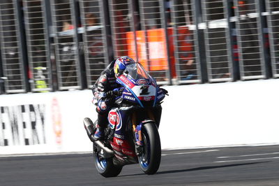 Toprak Razgatlioglu , Race 1, Australian WorldSBK, 19 November