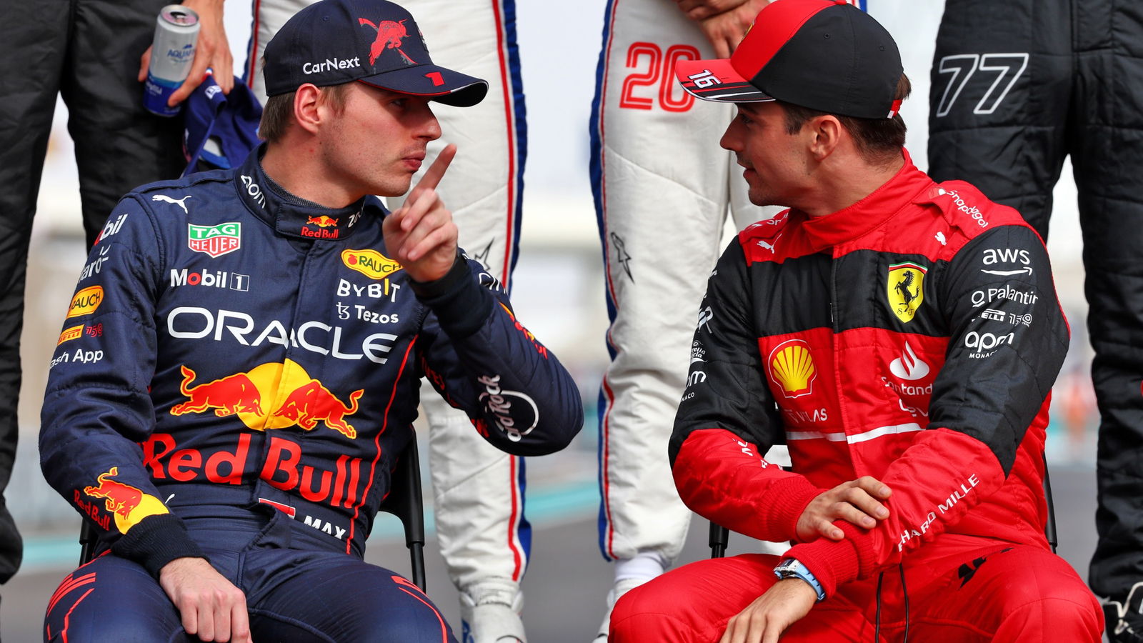 (L to R): Max Verstappen (NLD) Red Bull Racing 
