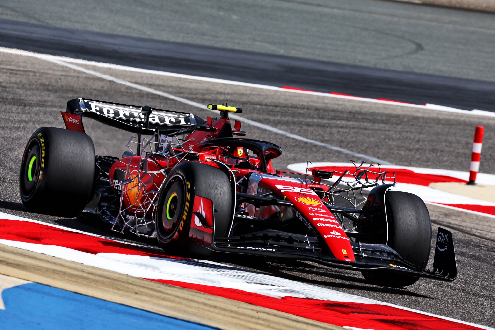 Carlos Sainz Jr ( ESP) Ferrari SF-23.Pengujian Formula 1, Sakhir, Bahrain, Hari Pertama.- www.xpbimages.com, EMail: