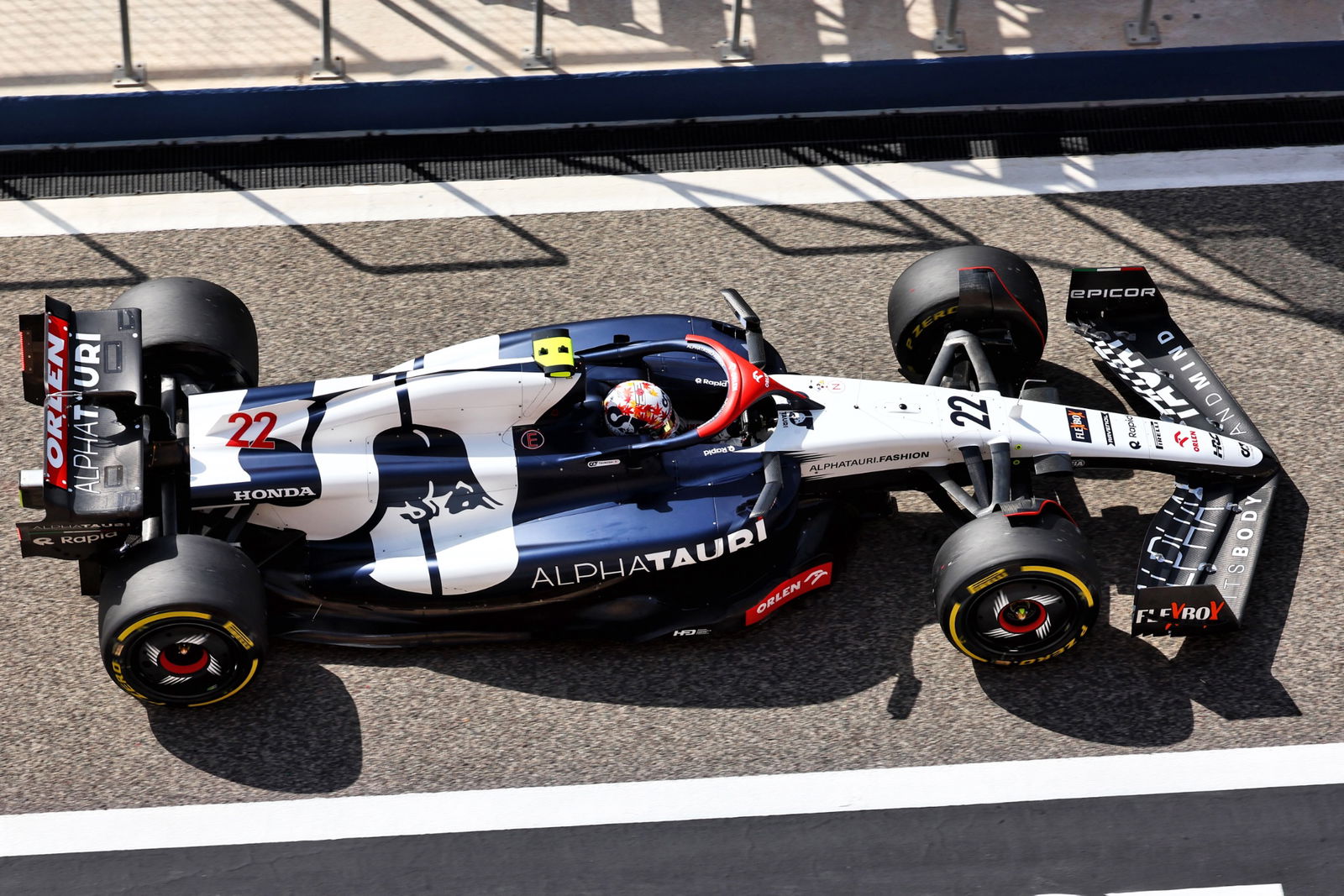 Yuki Tsunoda (JPN) AlphaTauri AT04. Formula 1 Testing, Sakhir, Bahrain, Day One. - www.xpbimages.com, EMail: