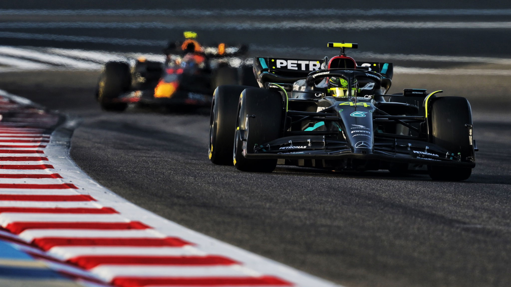 Lewis Hamilton (GBR) Mercedes 