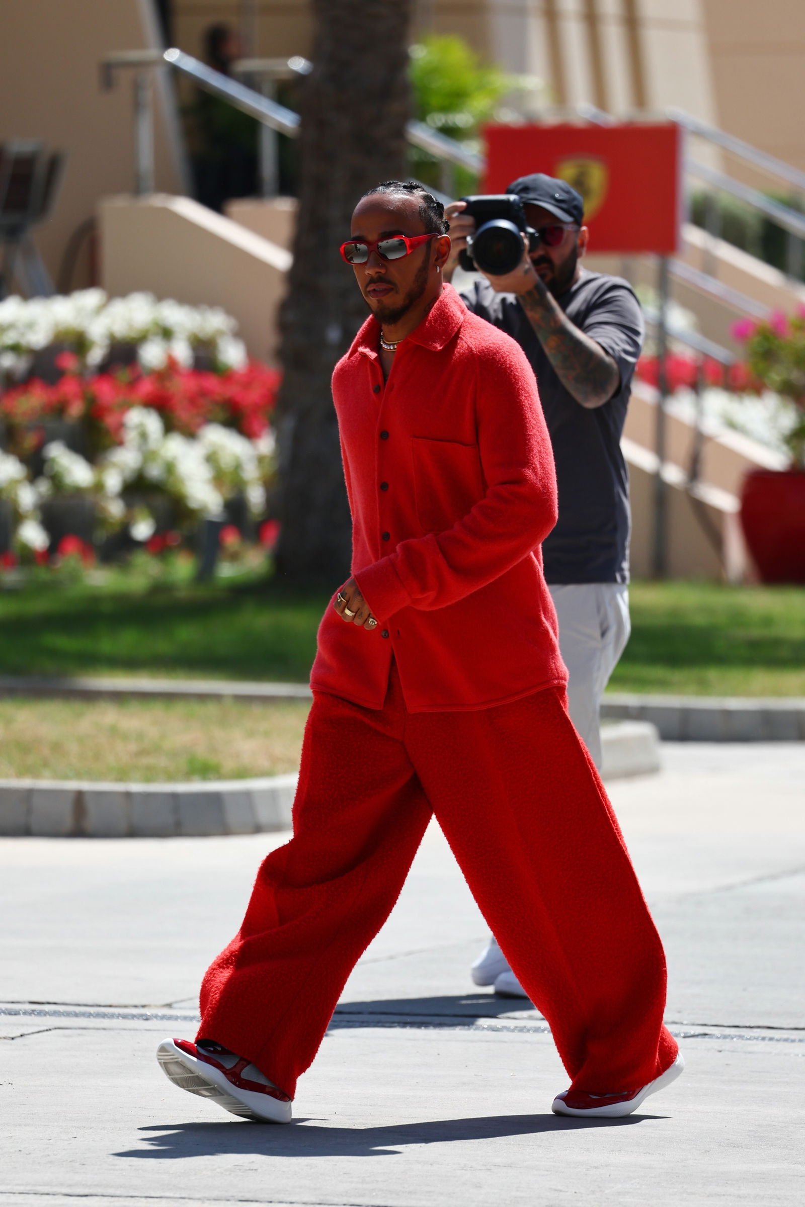 Lewis Hamilton (GBR) Mercedes AMG F1. Formula 1 World Championship, Rd 1, Bahrain Grand Prix, Sakhir, Bahrain, Preparation