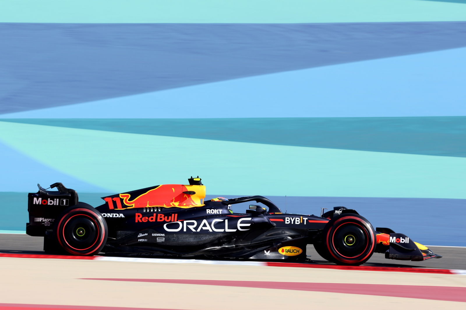 Sergio Perez (MEX) Red Bull Racing RB19. Formula 1 World Championship, Rd 1, Bahrain Grand Prix, Sakhir, Bahrain, Practice