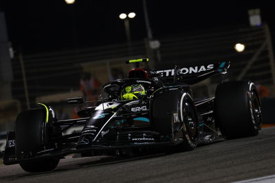 Lewis Hamilton (GBR ) Mercedes AMG F1 W14. Kejuaraan Dunia Formula 1, Rd 1, Grand Prix Bahrain, Sakhir, Bahrain, Balapan