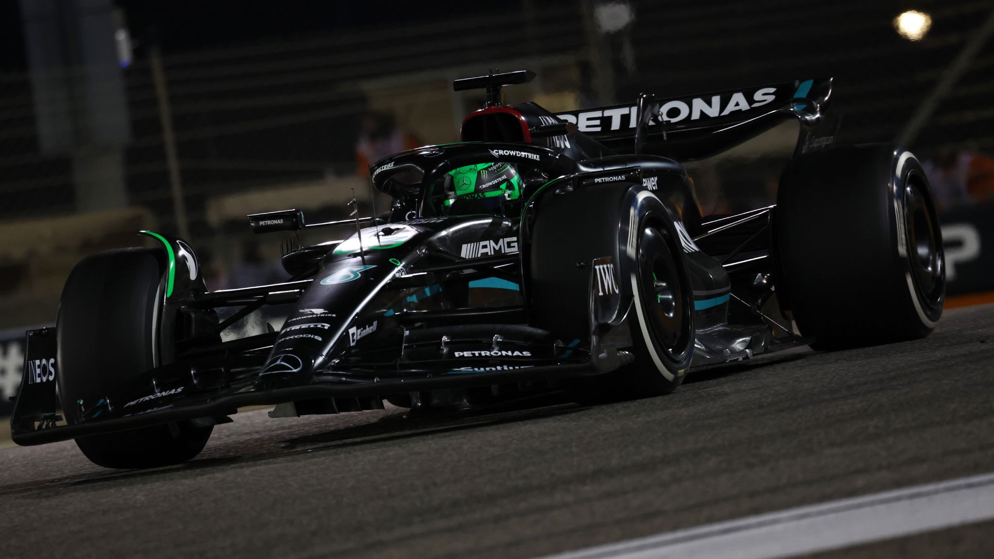 George Russell (GBR) Mercedes AMG F1 W14. Formula 1 World Championship, Rd 1, Bahrain Grand Prix, Sakhir, Bahrain, Race