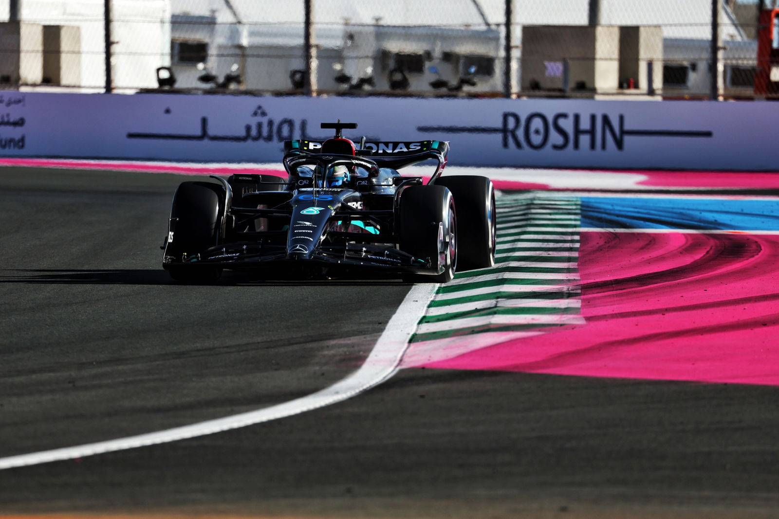 George Russell (GBR) Mercedes AMG F1 W14. Formula 1 World Championship, Rd 2, Saudi Arabian Grand Prix, Jeddah, Saudi