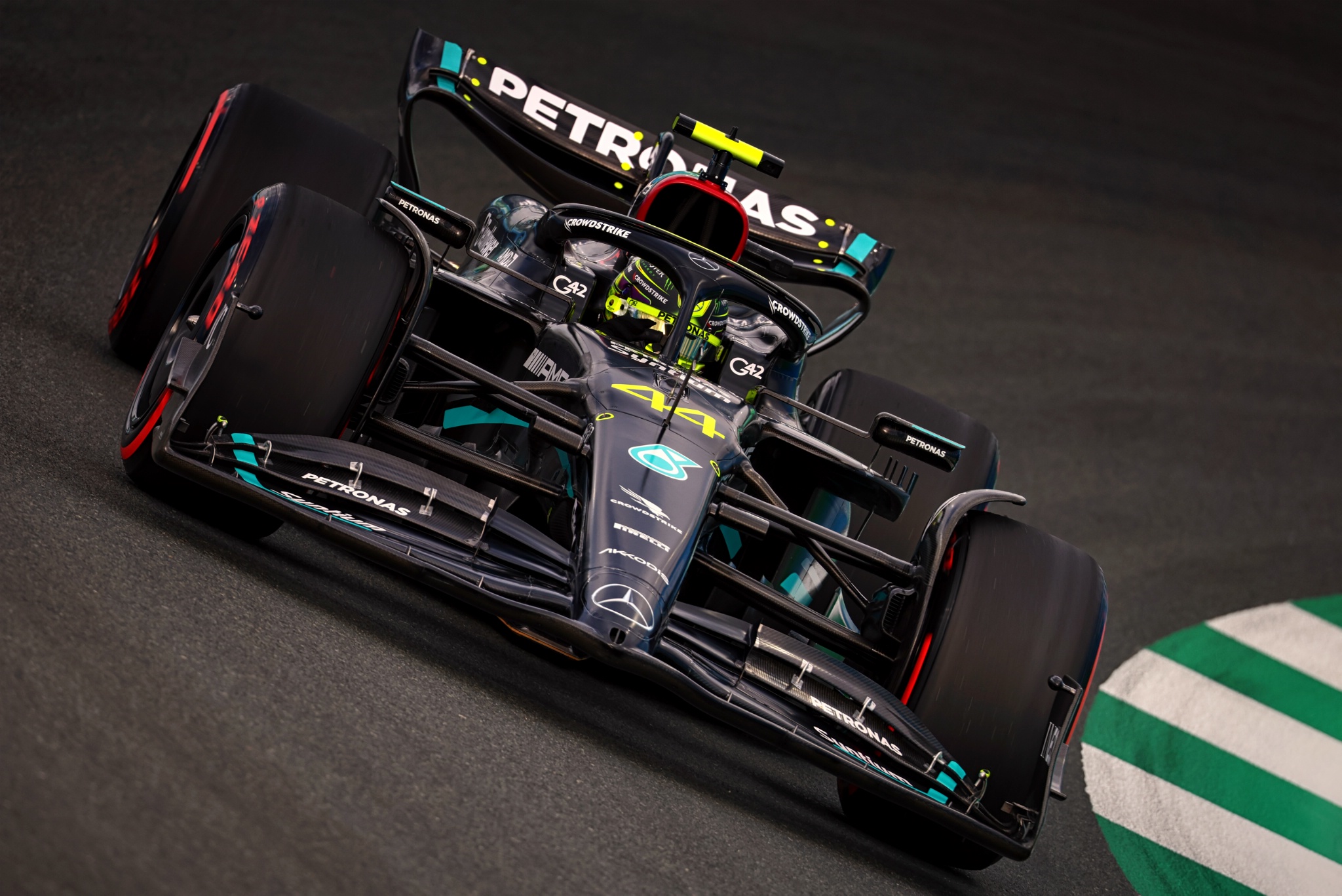 Lewis Hamilton (GBR ) Mercedes AMG F1 W14. Kejuaraan Dunia Formula 1, Rd 2, Grand Prix Arab Saudi, Jeddah, Saudi