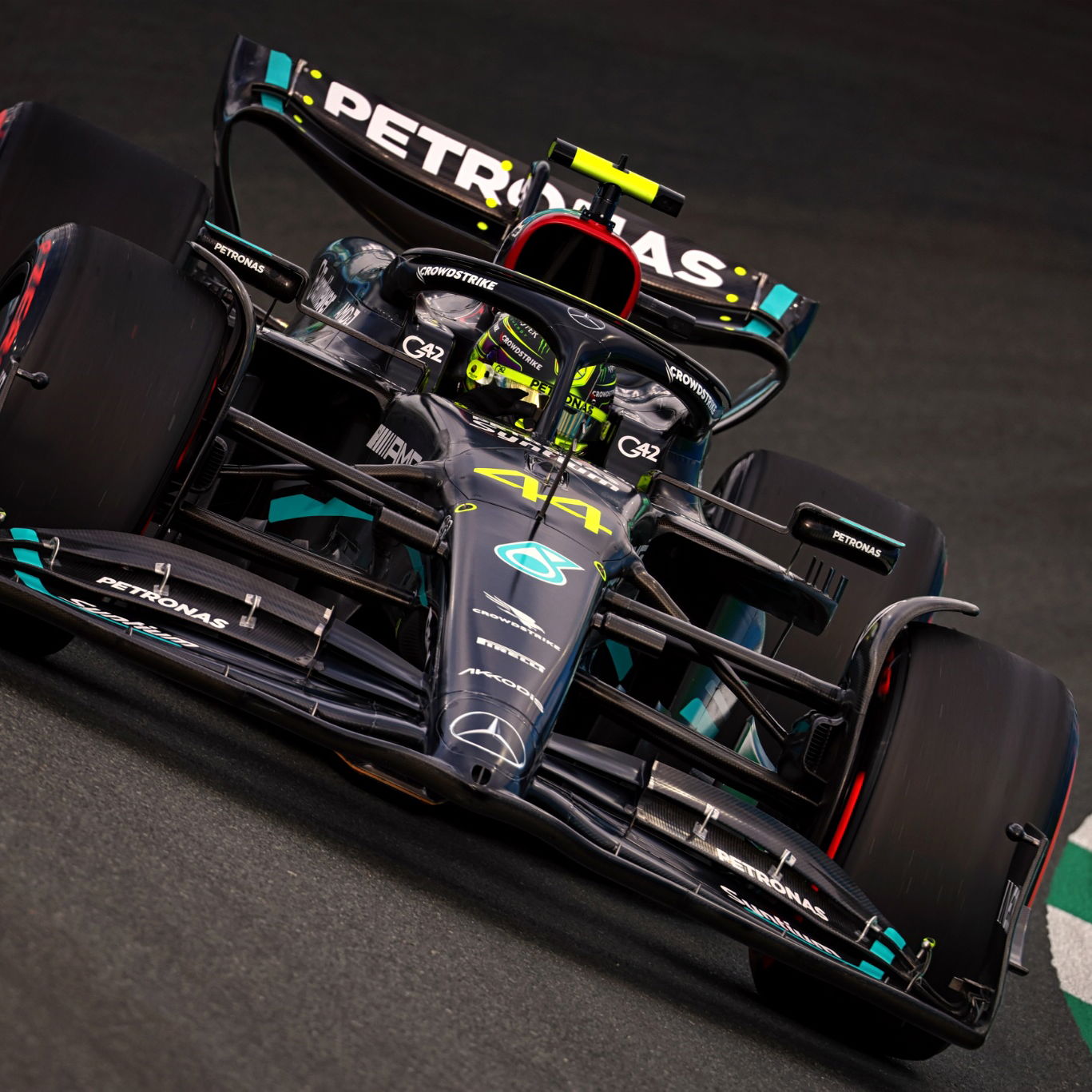 Lewis Hamilton (GBR) Mercedes AMG F1