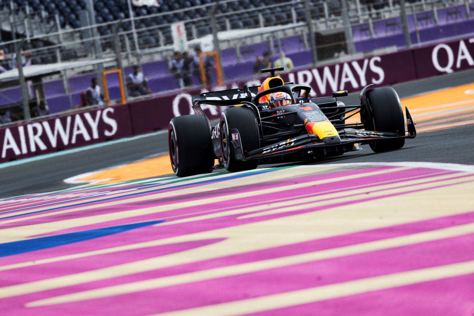 Max Verstappen (NLD) Red Bull Racing RB19. Formula 1 World Championship, Rd 2, Saudi Arabian Grand Prix, Jeddah, Saudi
