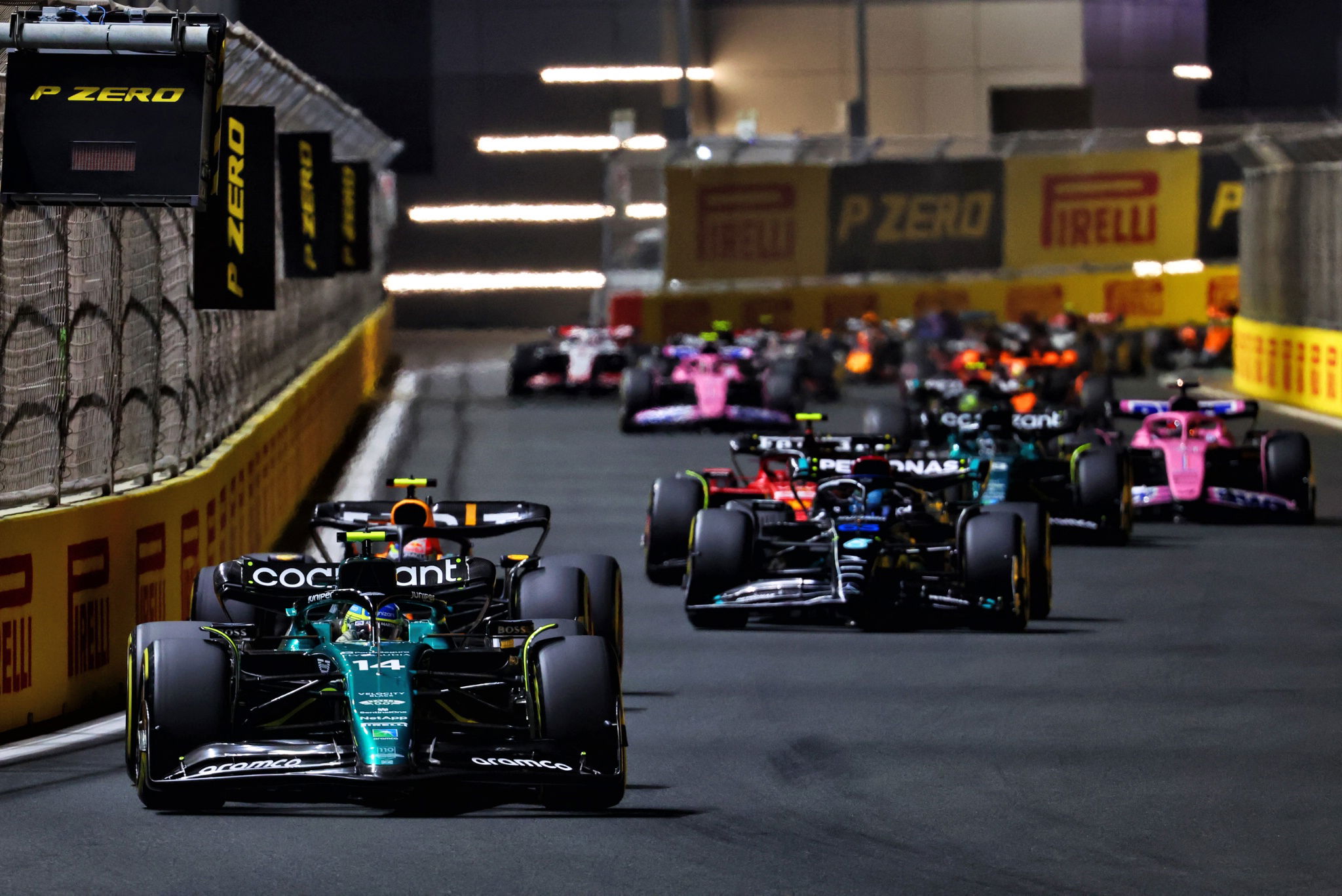 Fernando Alonso (ESP) Aston Martin F1 Team AMR23 leads at the start of the race. Formula 1 World Championship, Rd 2, Saudi