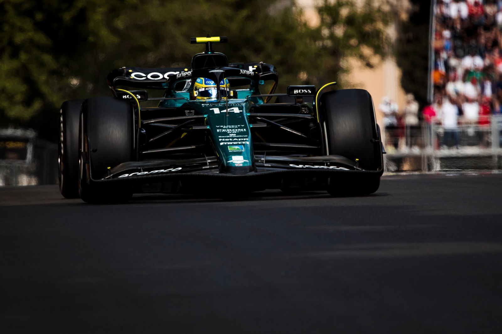 Fernando Alonso (ESP) Aston Martin F1 Team AMR23. Formula 1 World Championship, Rd 4, Azerbaijan Grand Prix, Baku Street