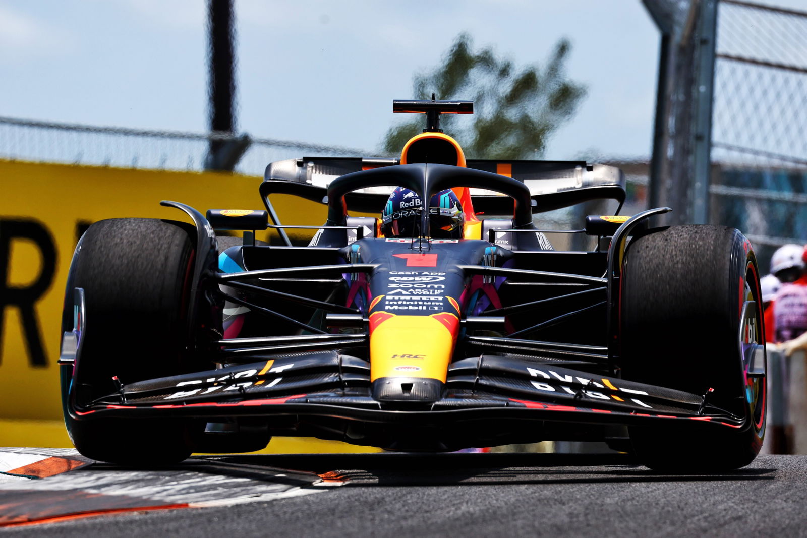 Max Verstappen (NLD) Red Bull Racing RB19. Formula 1 World Championship, Rd 5, Miami Grand Prix, Miami, Florida, USA,