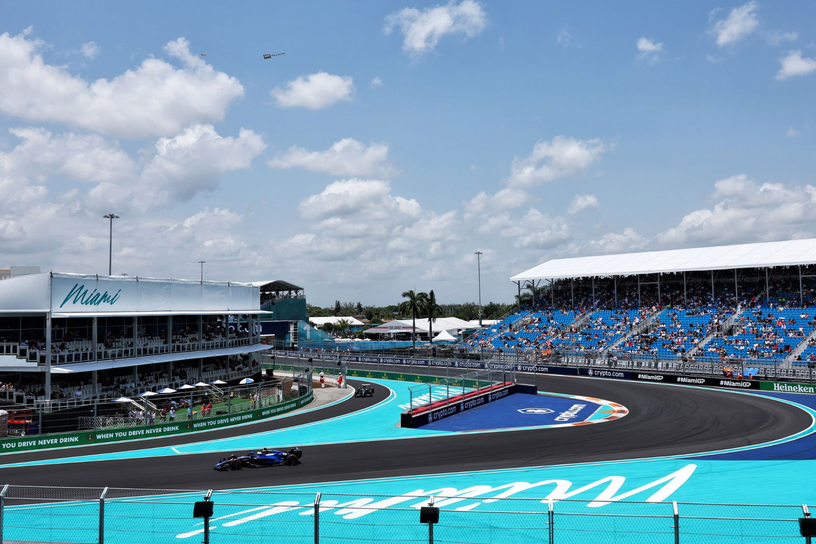 Alexander Albon (THA) Williams Racing FW45. Formula 1 World Championship, Rd 5, Miami Grand Prix, Miami, Florida, USA,