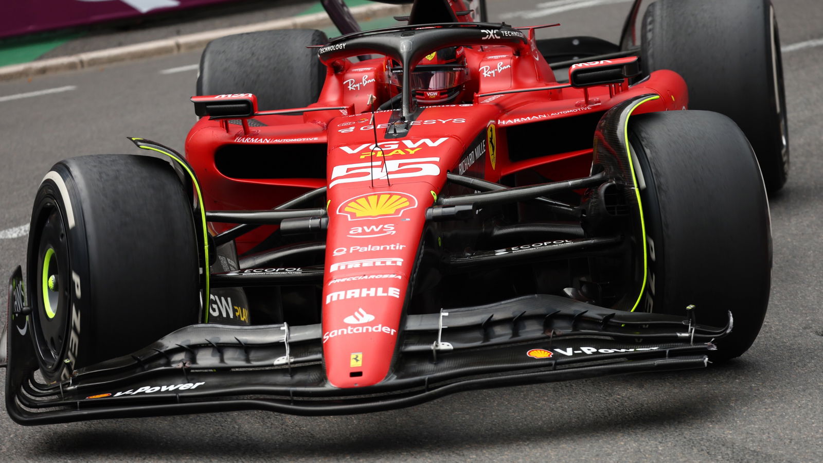 Carlos Sainz Jr (ESP) Ferrari SF-23 with