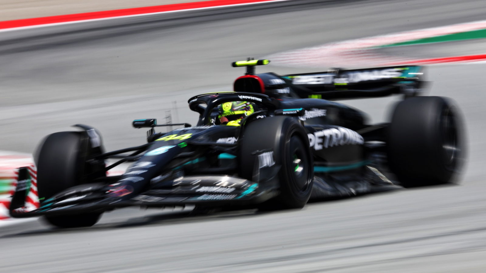 Lewis Hamilton (GBR) Mercedes AMG F1 W14. Formula 1 World Championship, Rd 8, Spanish Grand Prix, Barcelona, Spain,