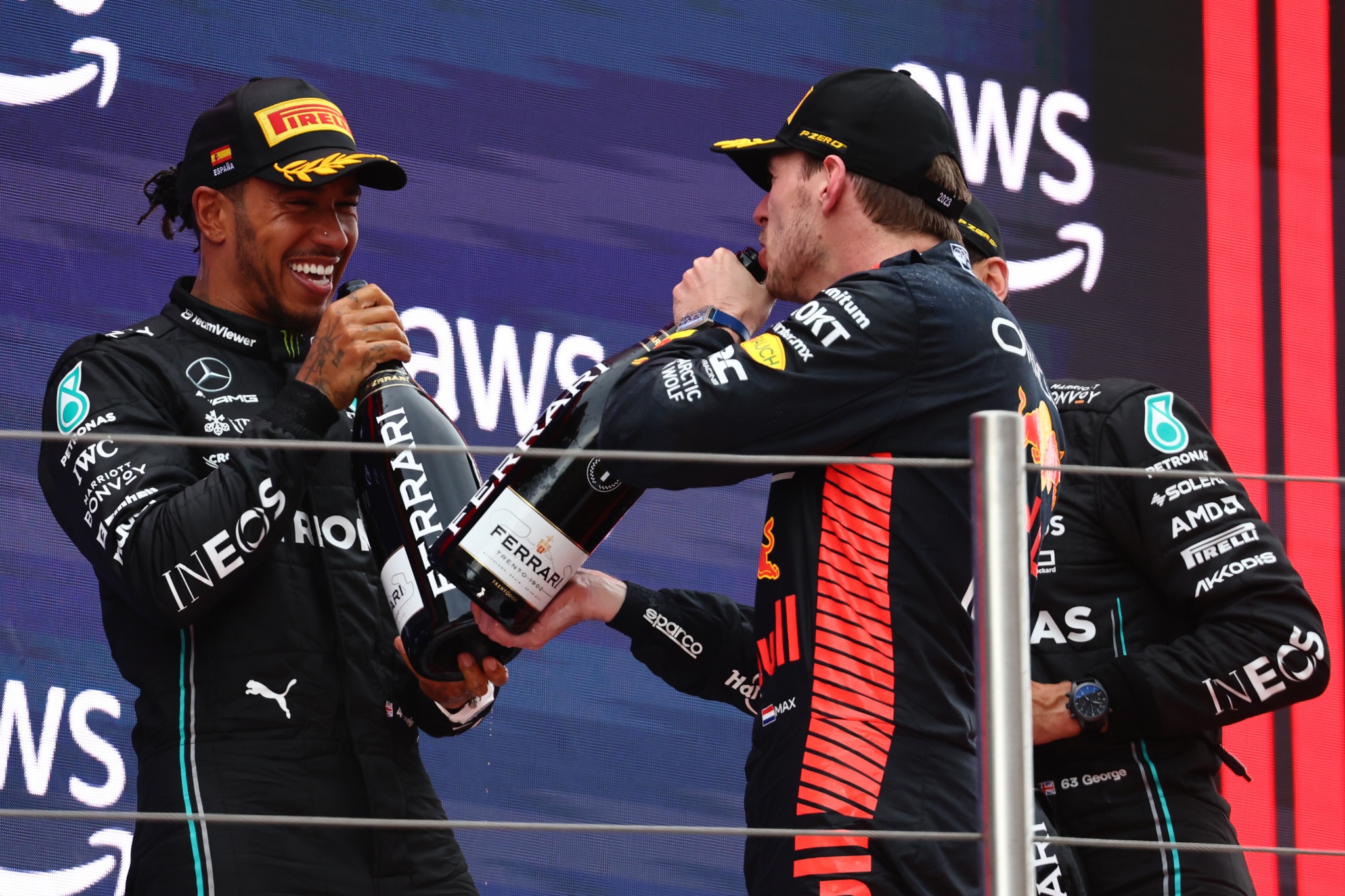 Lewis Hamilton (GBR) Mercedes AMG F1 W14 and Max Verstappen (NLD) Red Bull Racing. Formula 1 World Championship, Rd 8,