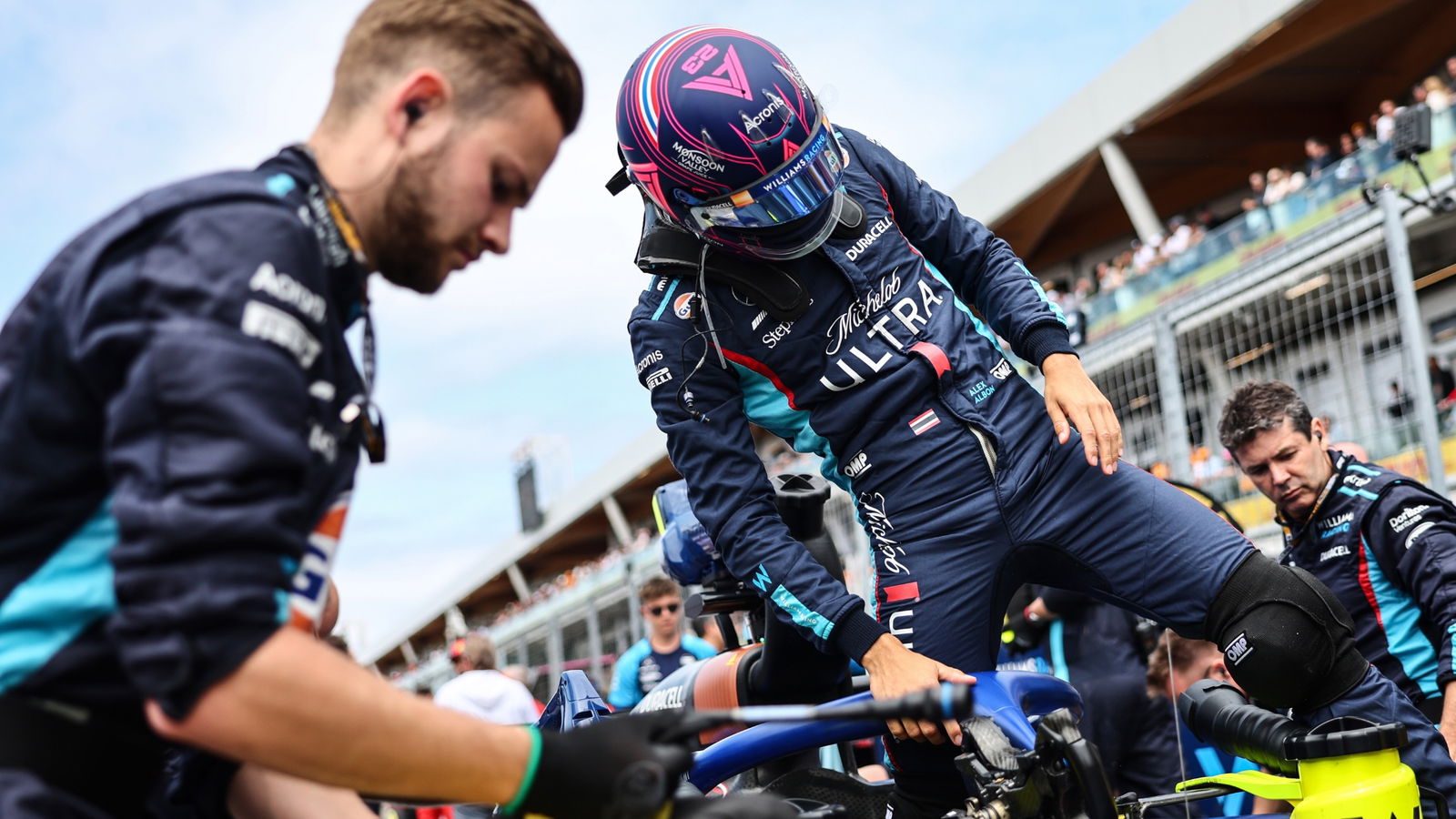 Alex Albon (THA), Williams F1 Team Formula 1 World Championship, Rd 9, Canadian Grand Prix, Montreal, Canada, Race Day.
-