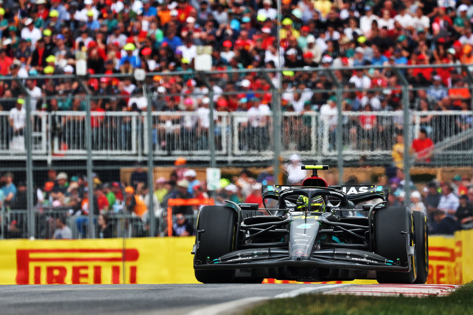 Lewis Hamilton (GBR) Mercedes AMG F1 W14. Formula 1 World Championship, Rd 9, Canadian Grand Prix, Montreal, Canada, Race