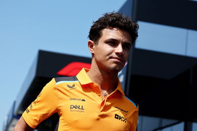 Lando Norris (GBR ) McLaren. Kejuaraan Dunia Formula 1, Rd 10, Grand Prix Austria, Spielberg, Austria, Kualifikasi