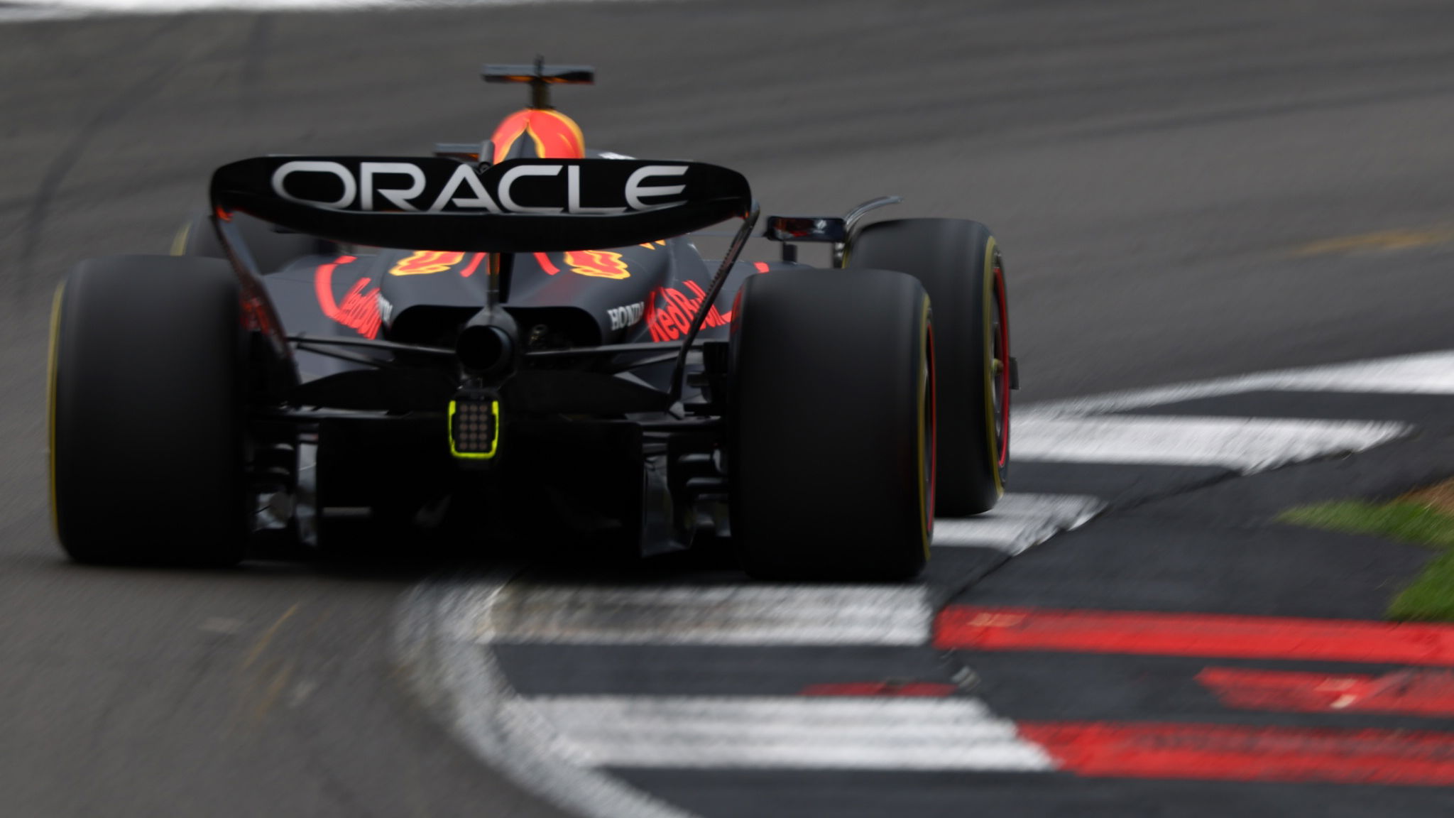 Max Verstappen (NLD) Red Bull Racing RB19. Formula 1 World Championship, Rd 11, British Grand Prix, Silverstone, England,