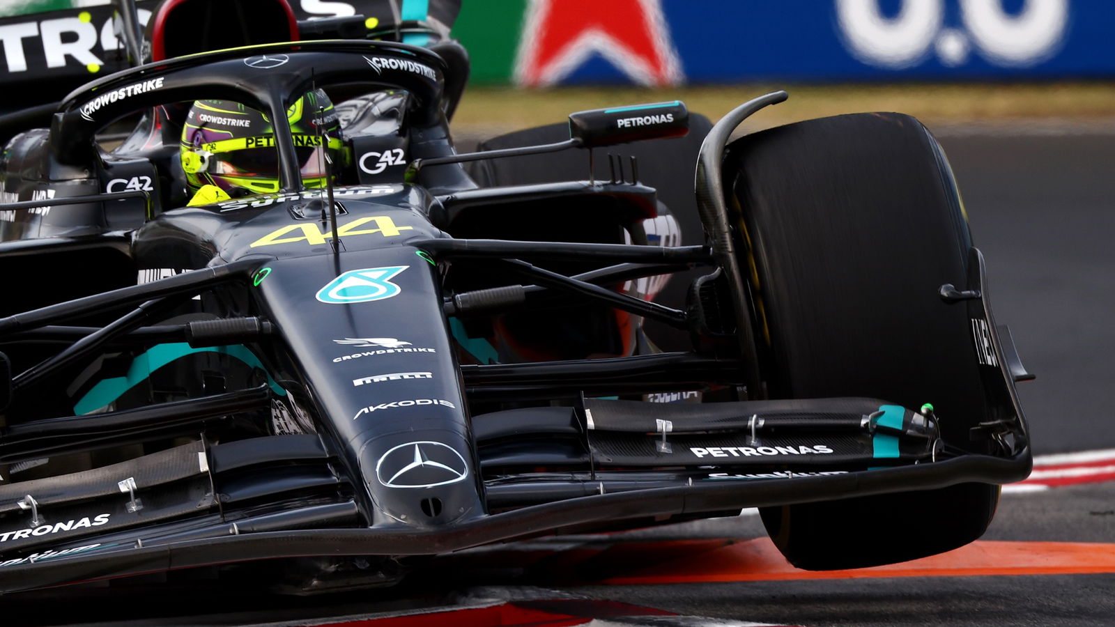 Lewis Hamilton (GBR) Mercedes AMG F