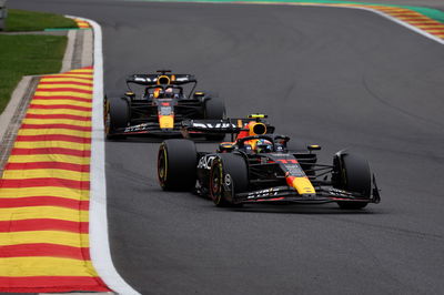 Sergio Perez (MEX) Red Bull Racing RB19. Kejuaraan Dunia Formula 1, Rd 13, Grand Prix Belgia, Spa Francorchamps,