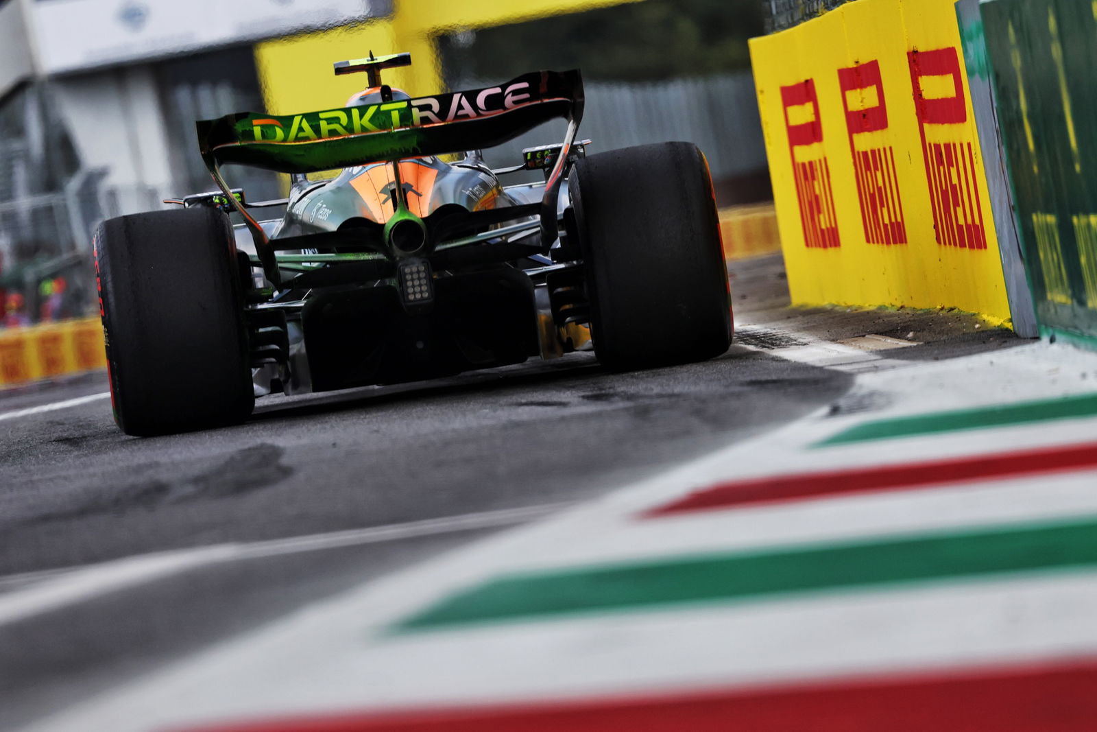 Lando Norris (GBR) McLaren MCL60. Formula 1 World Championship, Rd 15, Italian Grand Prix, Monza, Italy, Practice Day.-