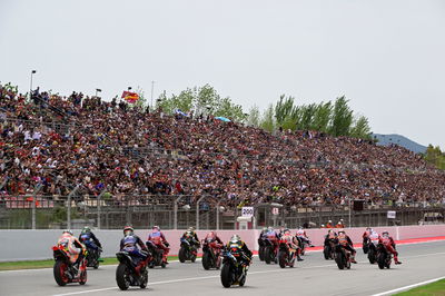 Race start, MotoGP race, Catalunya MotoGP, 3 September