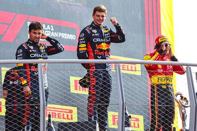 Sergio Perez (MEX), Red Bull Racing Max Verstappen (NLD), Red Bull Racing Carlos Sainz Jr (ESP), Scuderia Ferrari Formula