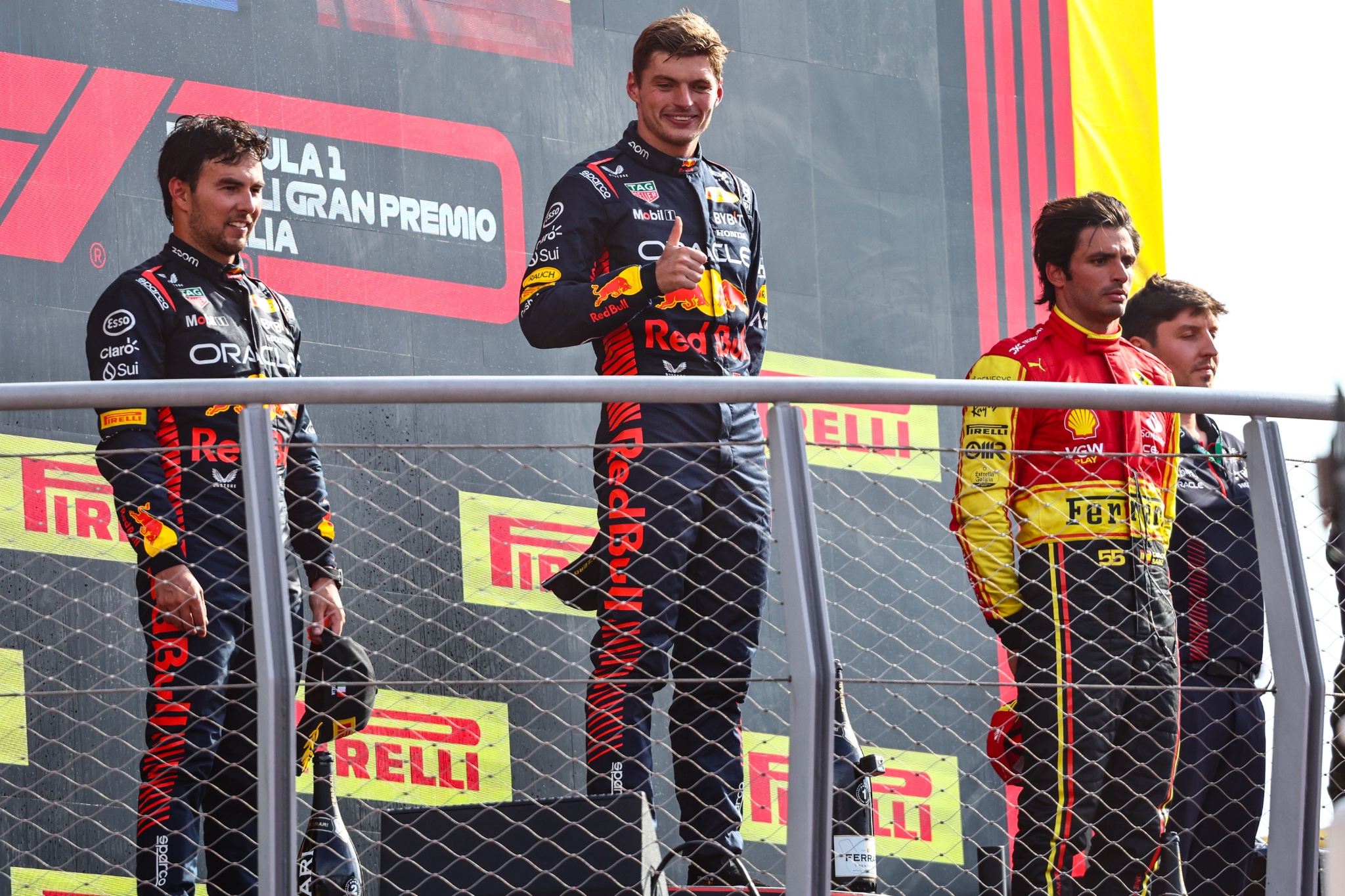 Sergio Perez (MEX), Red Bull Racing Max Verstappen (NLD), Red Bull Racing and Carlos Sainz Jr (ESP), Scuderia Ferrari 