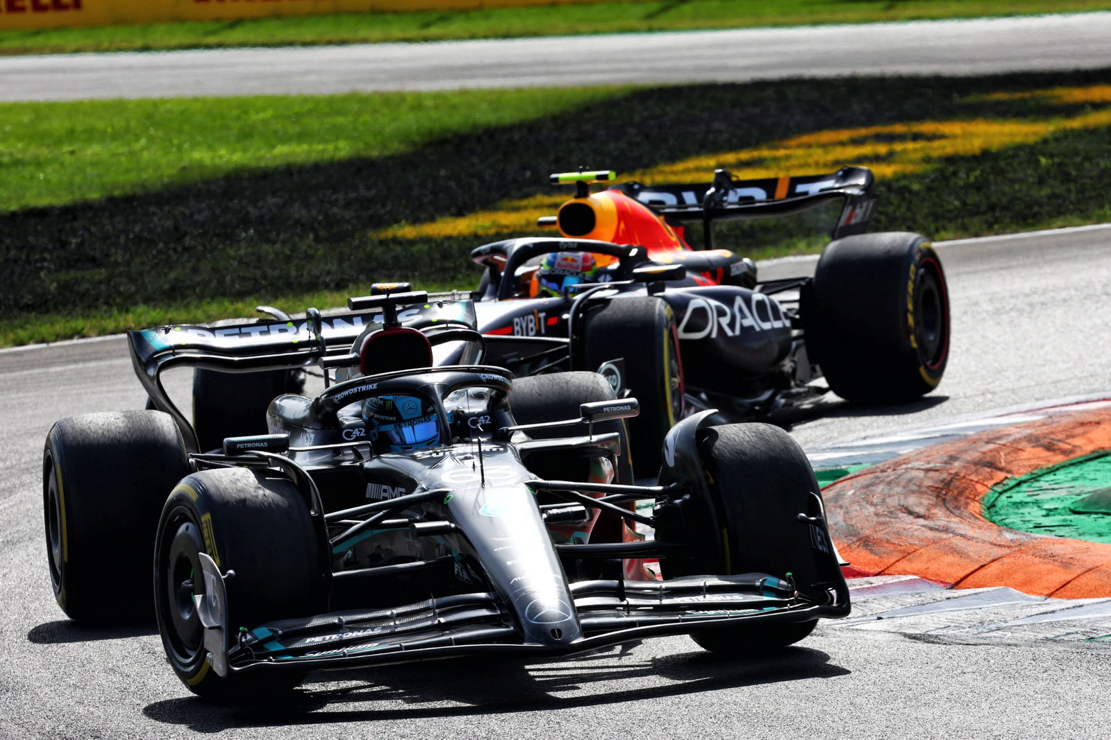 George Russell (GBR) Mercedes AMG F1 W14. Formula 1 World Championship, Rd 15, Italian Grand Prix, Monza, Italy, Race