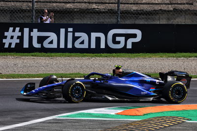 Logan Sargeant (AS) ) Williams Racing FW45.Kejuaraan Dunia Formula 1, Rd 15, Grand Prix Italia, Monza, Italia, Balapan