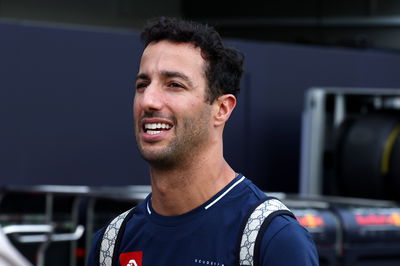 Daniel Ricciardo (AUS) AlphaTauri. Formula 1 World Championship, Rd 16, Singapore Grand Prix, Marina Bay Street Circuit,