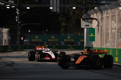 Oscar Piastri (AUS) McLaren MCL60. Formula 1 World Championship, Rd 16, Singapore Grand Prix, Marina Bay Street Circuit,