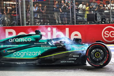 Lance Stroll (CDN) Aston Martin F1 Team AMR23 crashed in qualifying. Formula 1 World Championship, Rd 16, Singapore Grand