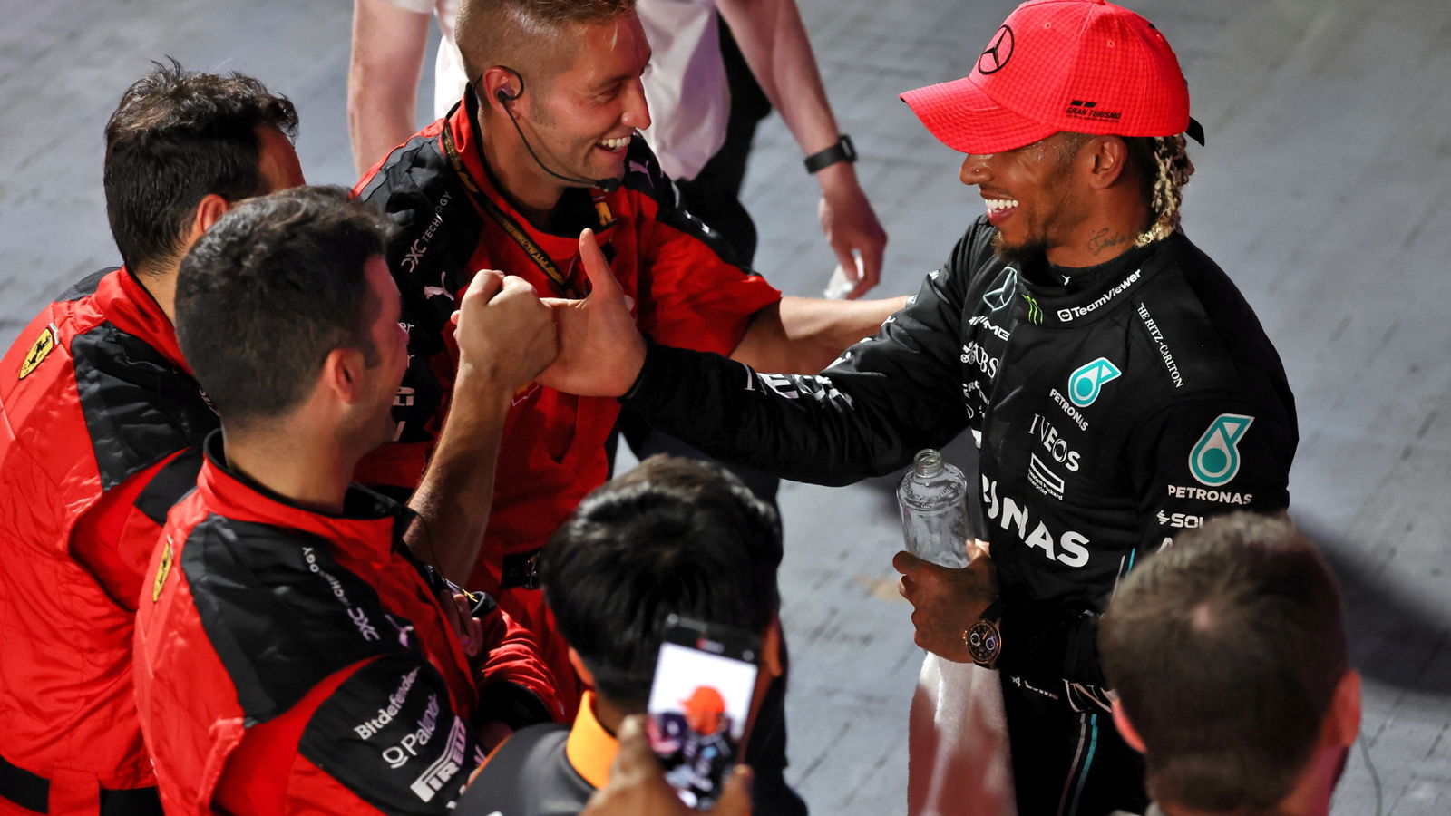 Lewis Hamilton (GBR) Mercedes AM