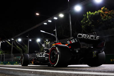 Max Verstappen (NLD) Red Bull Racing RB19. Formula 1 World Championship, Rd 16, Singapore Grand Prix, Marina Bay Street