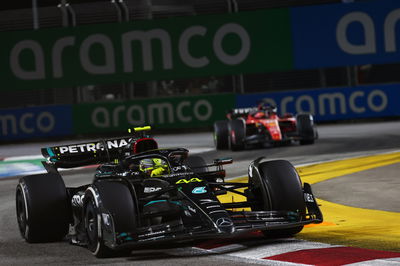 Lewis Hamilton (GBR) Mercedes AMG F1 W14. Formula 1 World Championship, Rd 16, Singapore Grand Prix, Marina Bay Street